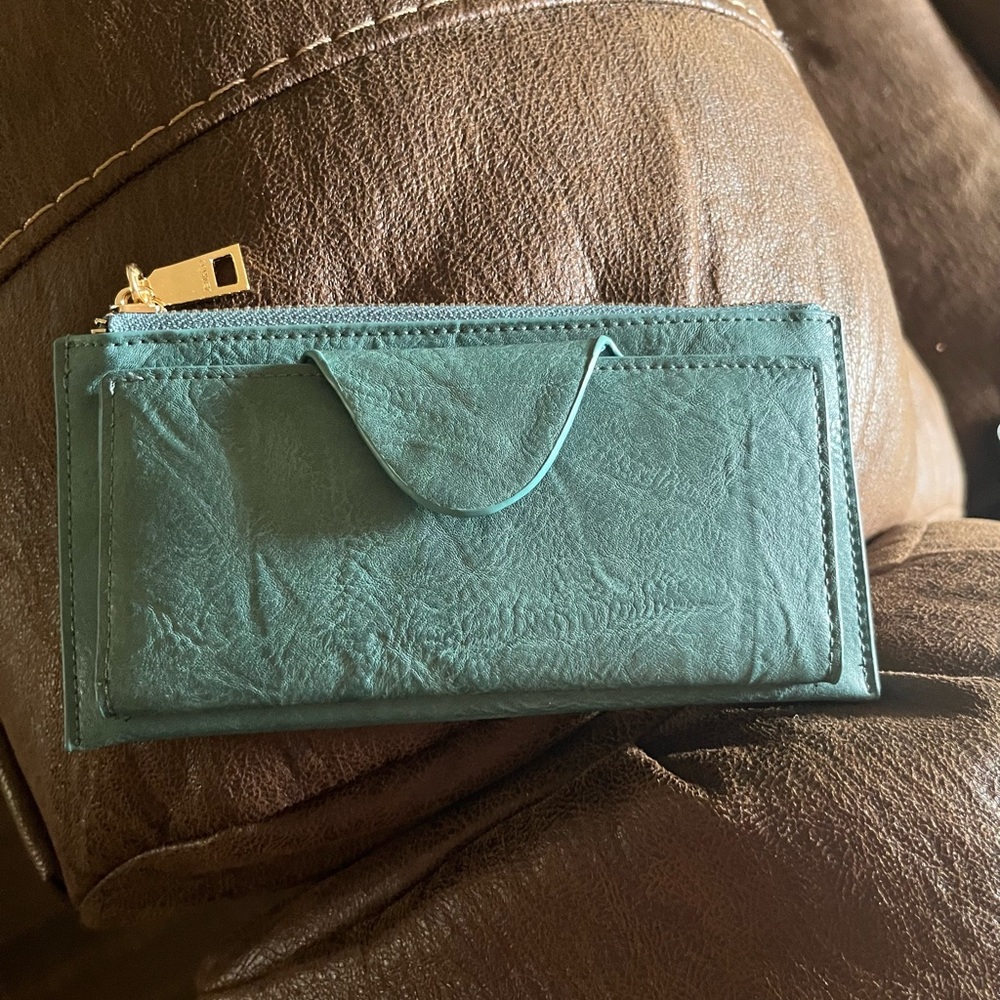 Jen & Co wallet